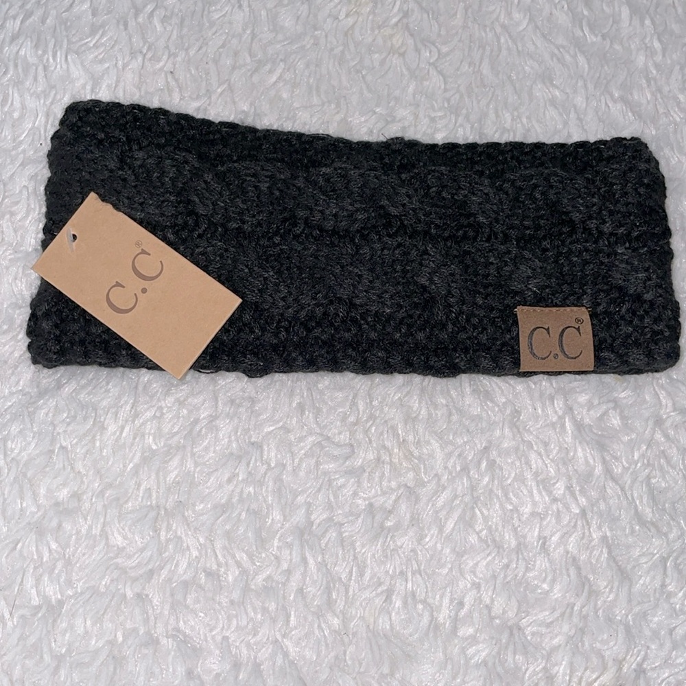 NWT Knitted Headband Ear Warmer Black